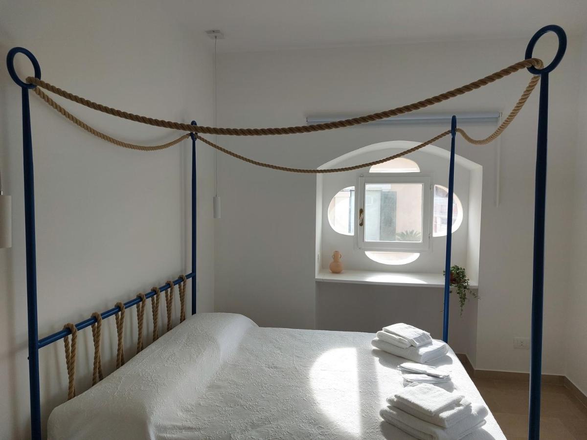 Palazzo Accinni B&B Monopoli Extérieur photo