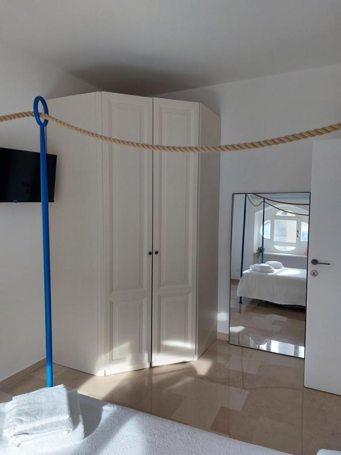 Palazzo Accinni B&B Monopoli Extérieur photo